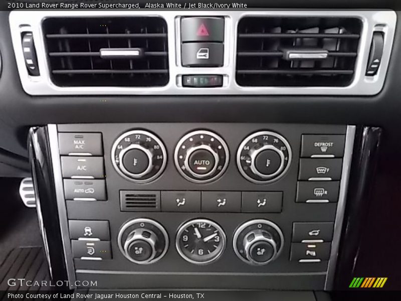 Controls of 2010 Range Rover Supercharged