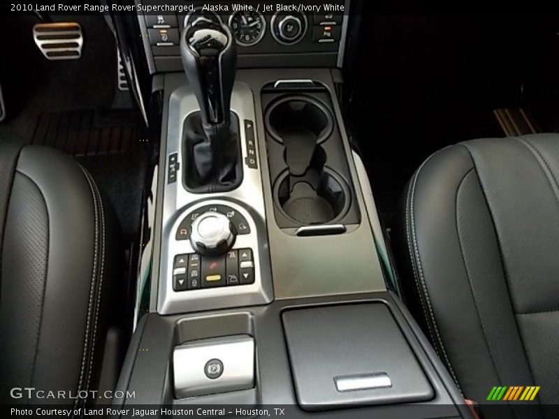 Controls of 2010 Range Rover Supercharged