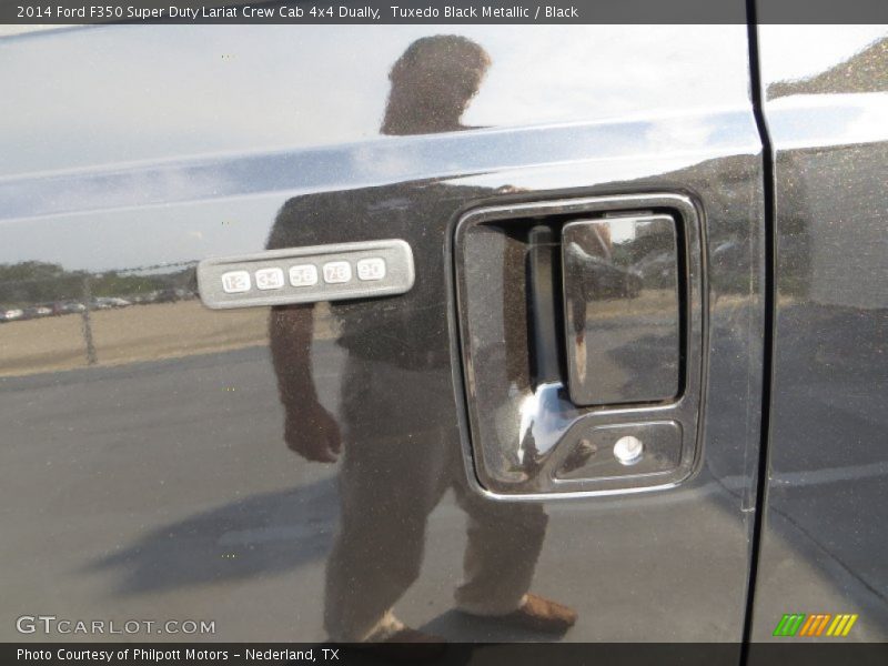 Tuxedo Black Metallic / Black 2014 Ford F350 Super Duty Lariat Crew Cab 4x4 Dually