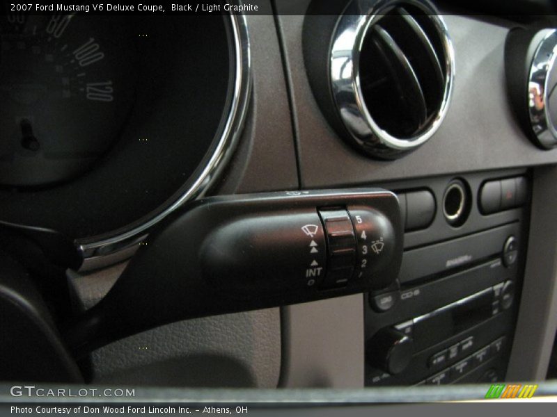 Black / Light Graphite 2007 Ford Mustang V6 Deluxe Coupe