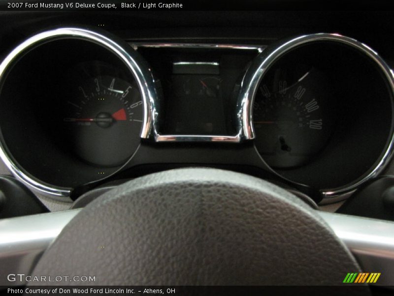 Black / Light Graphite 2007 Ford Mustang V6 Deluxe Coupe