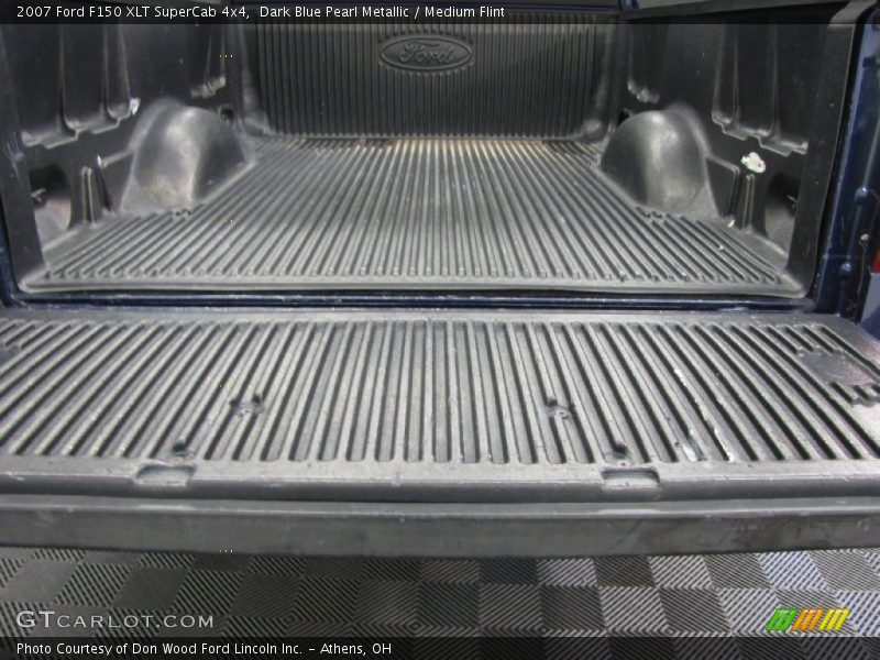 Dark Blue Pearl Metallic / Medium Flint 2007 Ford F150 XLT SuperCab 4x4