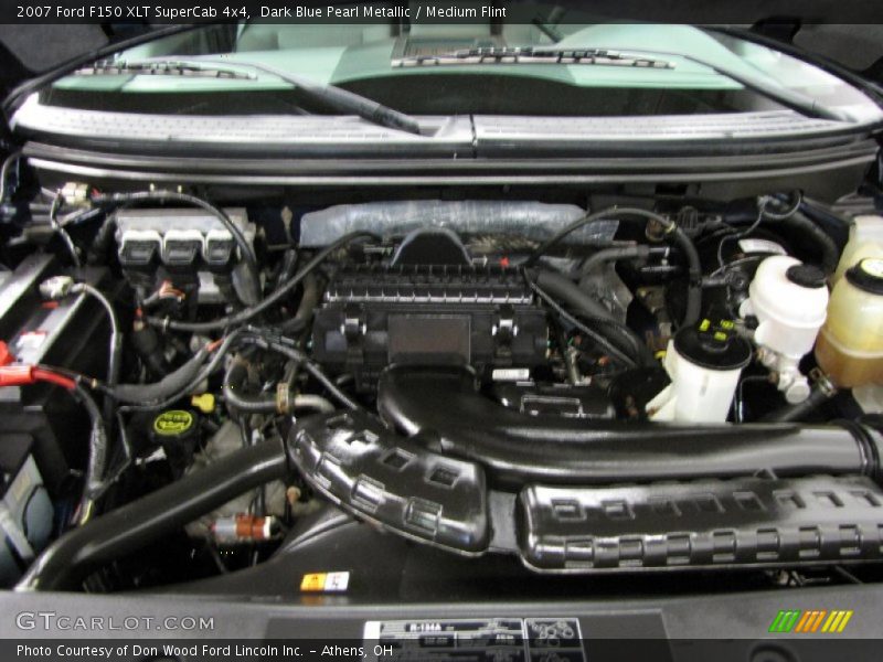 Dark Blue Pearl Metallic / Medium Flint 2007 Ford F150 XLT SuperCab 4x4