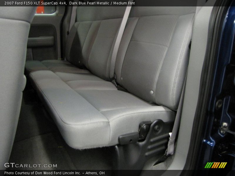 Dark Blue Pearl Metallic / Medium Flint 2007 Ford F150 XLT SuperCab 4x4