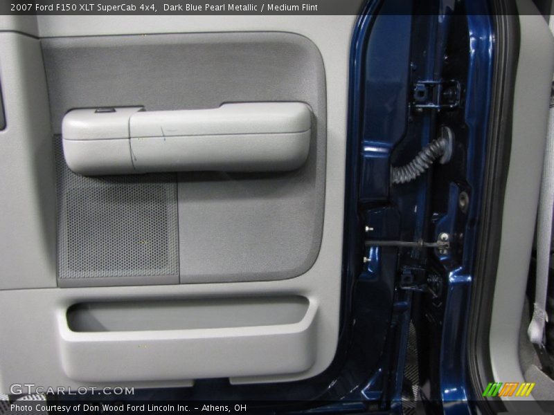 Dark Blue Pearl Metallic / Medium Flint 2007 Ford F150 XLT SuperCab 4x4
