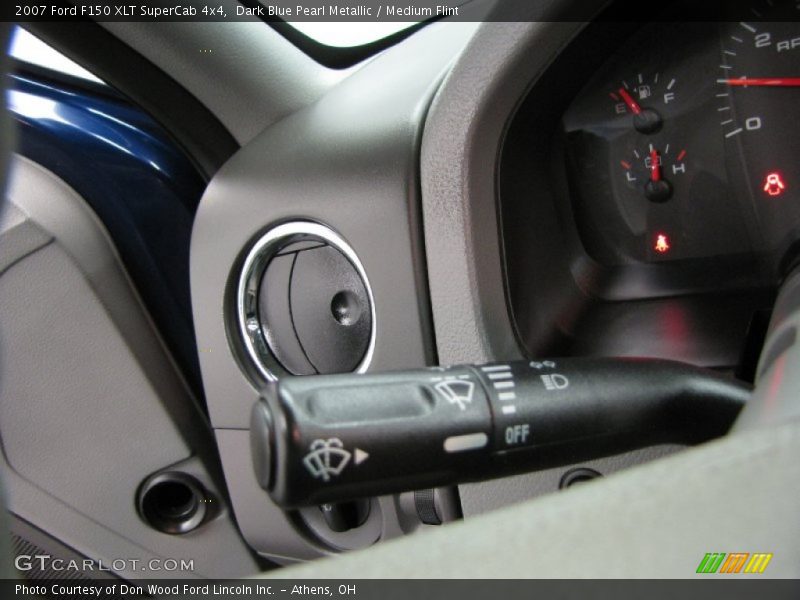Dark Blue Pearl Metallic / Medium Flint 2007 Ford F150 XLT SuperCab 4x4