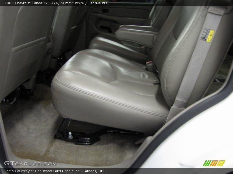 Summit White / Tan/Neutral 2005 Chevrolet Tahoe Z71 4x4