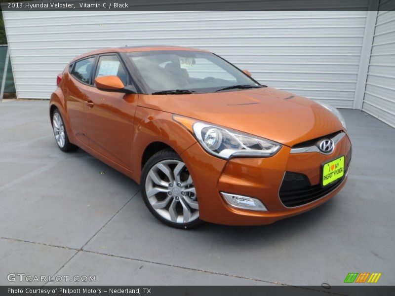 Vitamin C / Black 2013 Hyundai Veloster