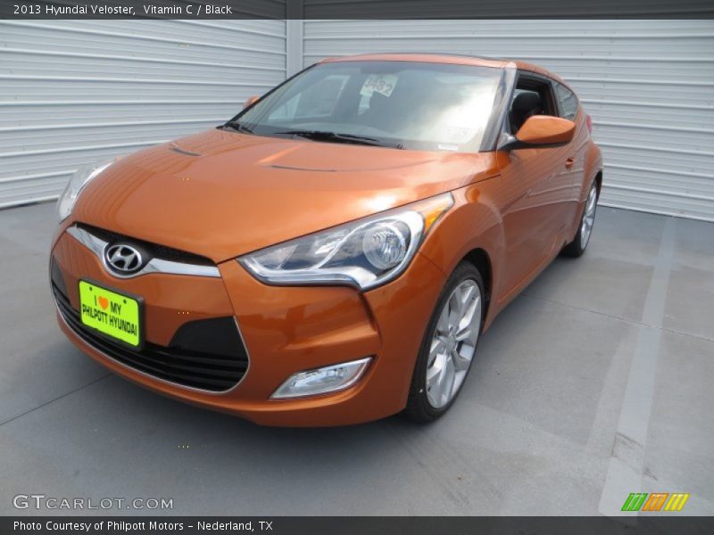 Vitamin C / Black 2013 Hyundai Veloster