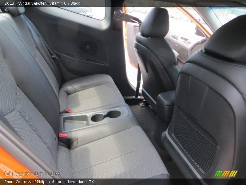 Vitamin C / Black 2013 Hyundai Veloster