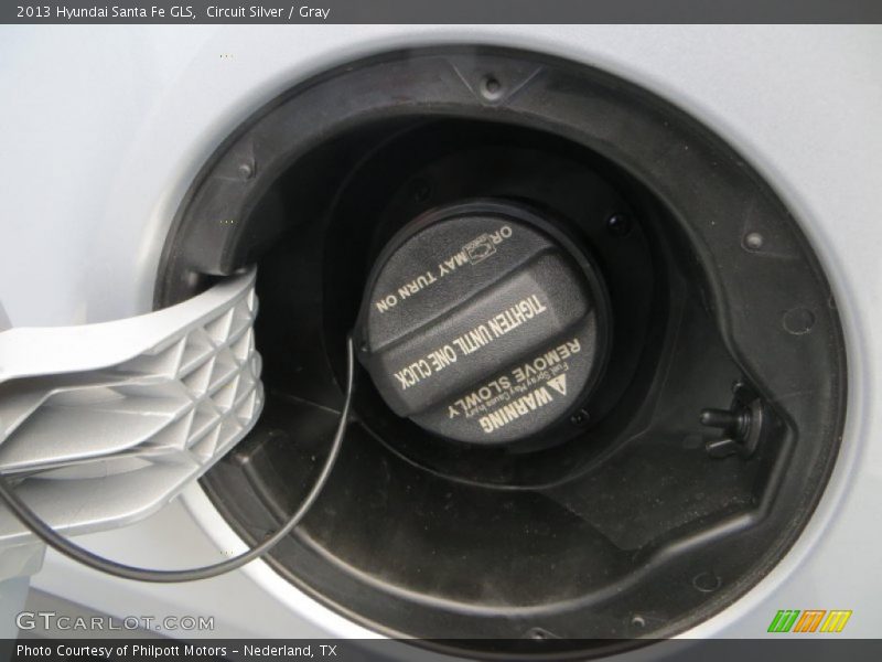 Circuit Silver / Gray 2013 Hyundai Santa Fe GLS