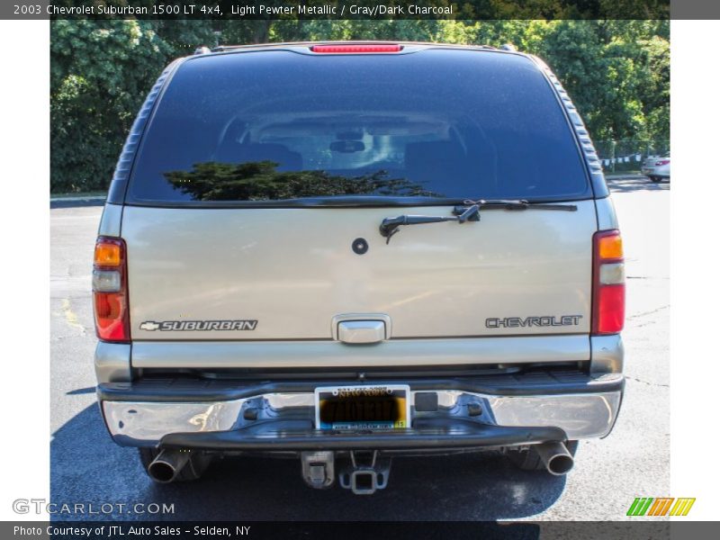 Light Pewter Metallic / Gray/Dark Charcoal 2003 Chevrolet Suburban 1500 LT 4x4