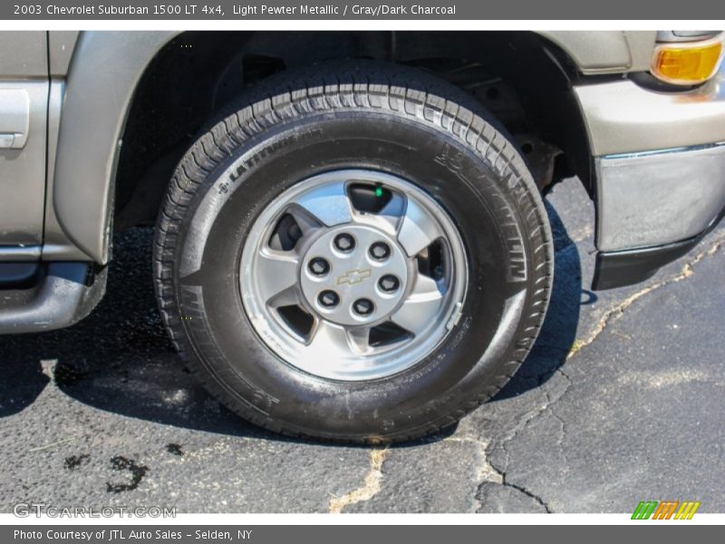 Light Pewter Metallic / Gray/Dark Charcoal 2003 Chevrolet Suburban 1500 LT 4x4