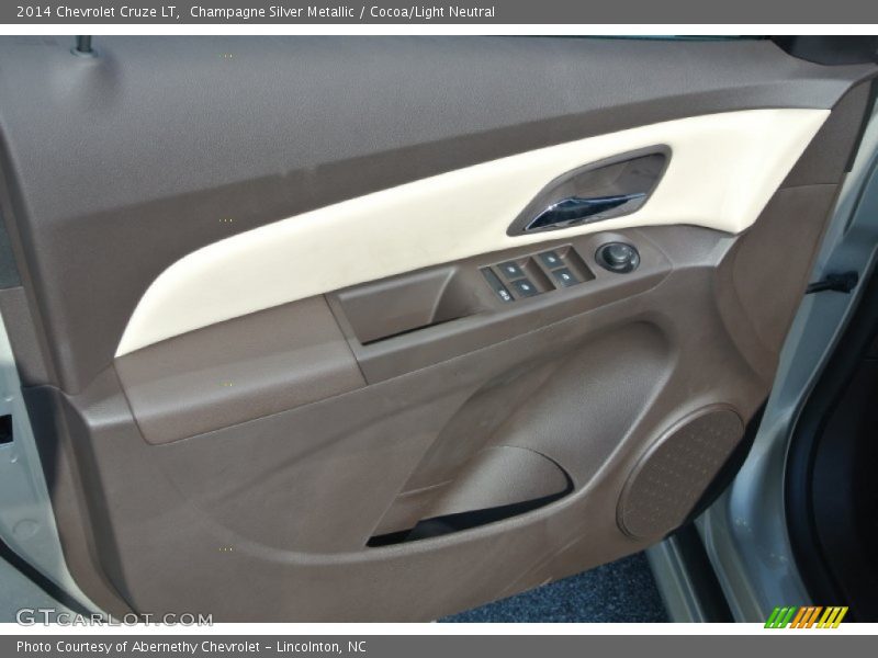 Champagne Silver Metallic / Cocoa/Light Neutral 2014 Chevrolet Cruze LT