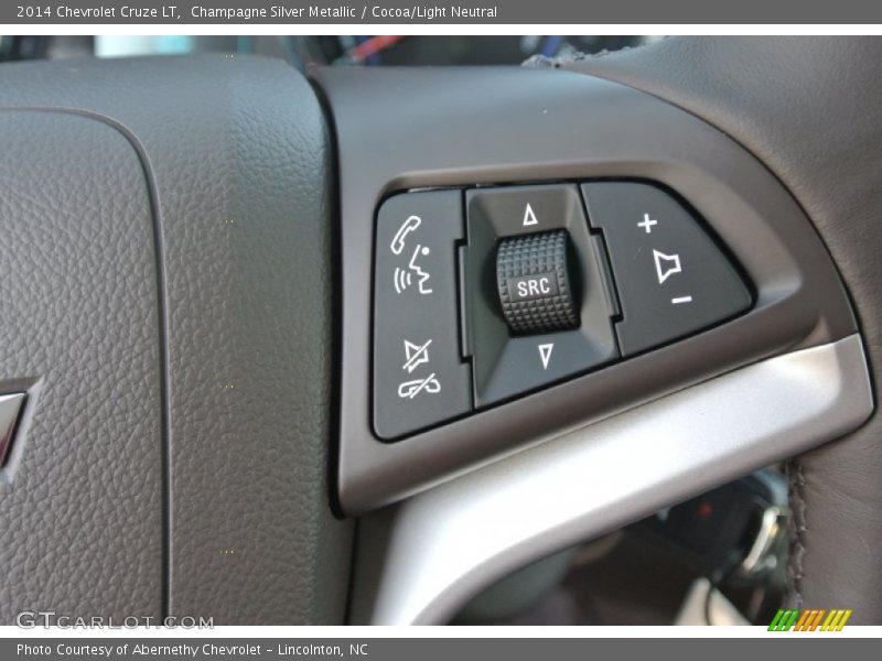 Champagne Silver Metallic / Cocoa/Light Neutral 2014 Chevrolet Cruze LT
