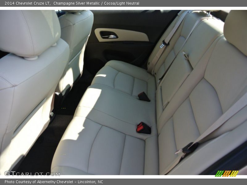 Champagne Silver Metallic / Cocoa/Light Neutral 2014 Chevrolet Cruze LT
