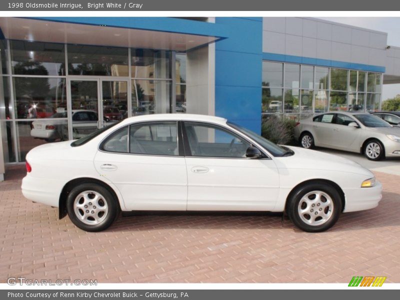 Bright White / Gray 1998 Oldsmobile Intrigue