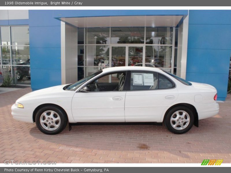 Bright White / Gray 1998 Oldsmobile Intrigue