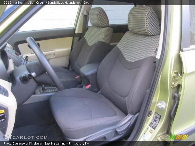 Front Seat of 2010 Soul !