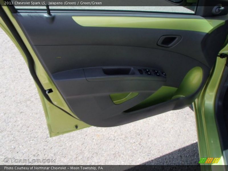 Jalapeno (Green) / Green/Green 2013 Chevrolet Spark LS