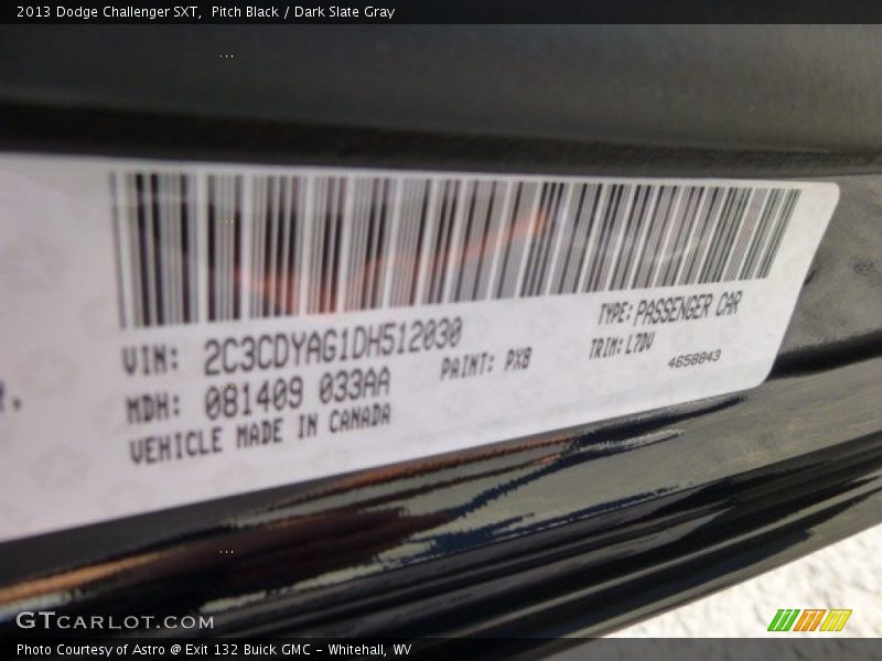 Pitch Black / Dark Slate Gray 2013 Dodge Challenger SXT