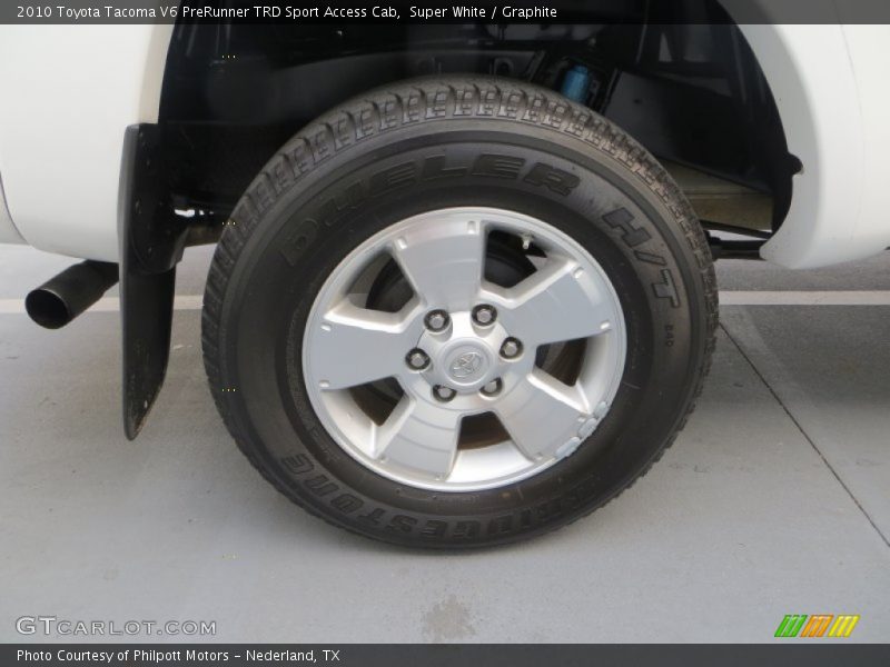 Super White / Graphite 2010 Toyota Tacoma V6 PreRunner TRD Sport Access Cab