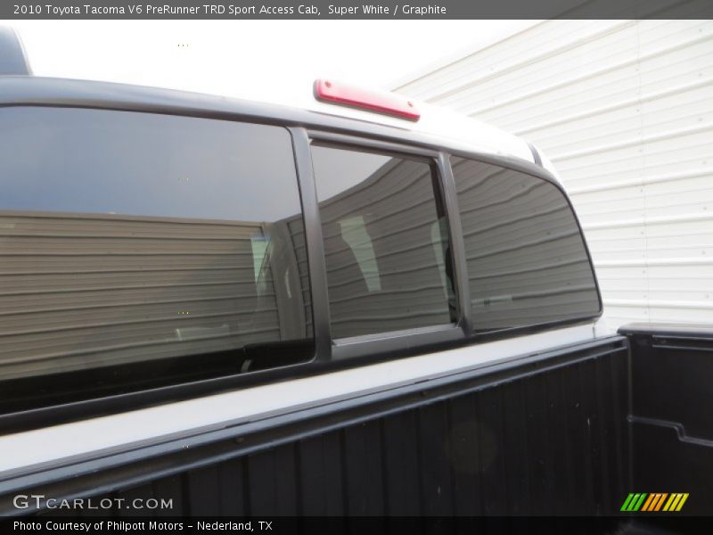 Super White / Graphite 2010 Toyota Tacoma V6 PreRunner TRD Sport Access Cab