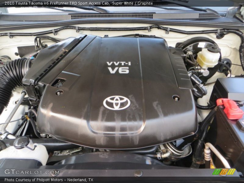 Super White / Graphite 2010 Toyota Tacoma V6 PreRunner TRD Sport Access Cab