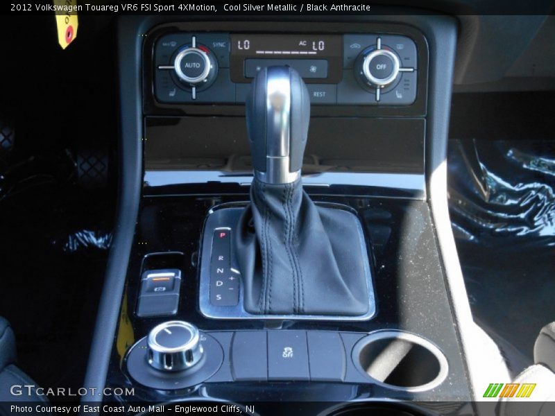 Cool Silver Metallic / Black Anthracite 2012 Volkswagen Touareg VR6 FSI Sport 4XMotion