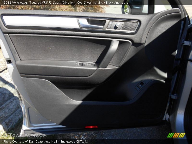 Cool Silver Metallic / Black Anthracite 2012 Volkswagen Touareg VR6 FSI Sport 4XMotion