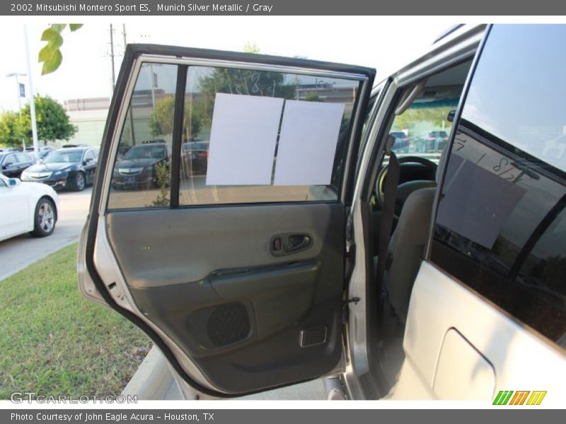Munich Silver Metallic / Gray 2002 Mitsubishi Montero Sport ES
