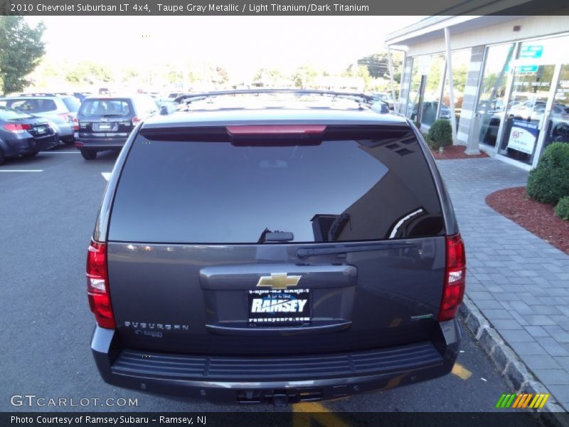 Taupe Gray Metallic / Light Titanium/Dark Titanium 2010 Chevrolet Suburban LT 4x4