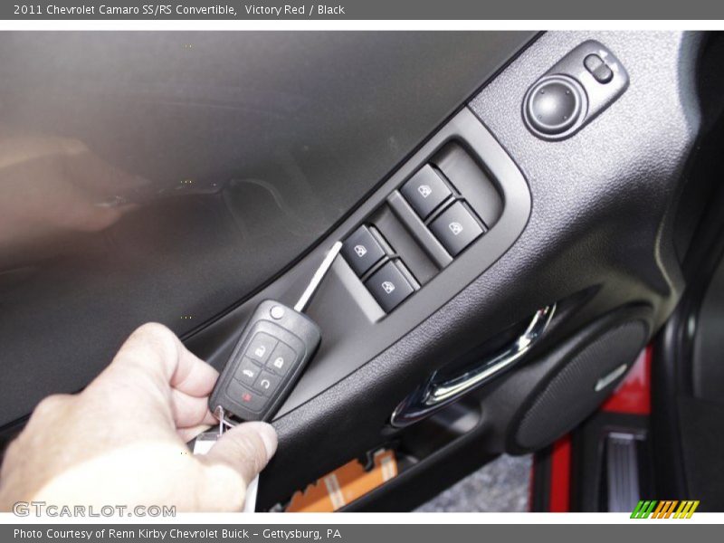 Victory Red / Black 2011 Chevrolet Camaro SS/RS Convertible