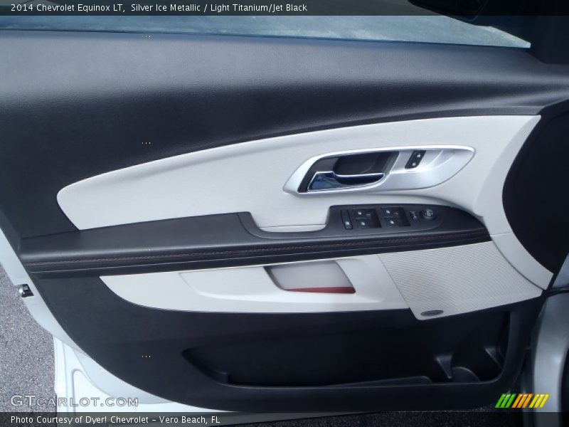 Silver Ice Metallic / Light Titanium/Jet Black 2014 Chevrolet Equinox LT