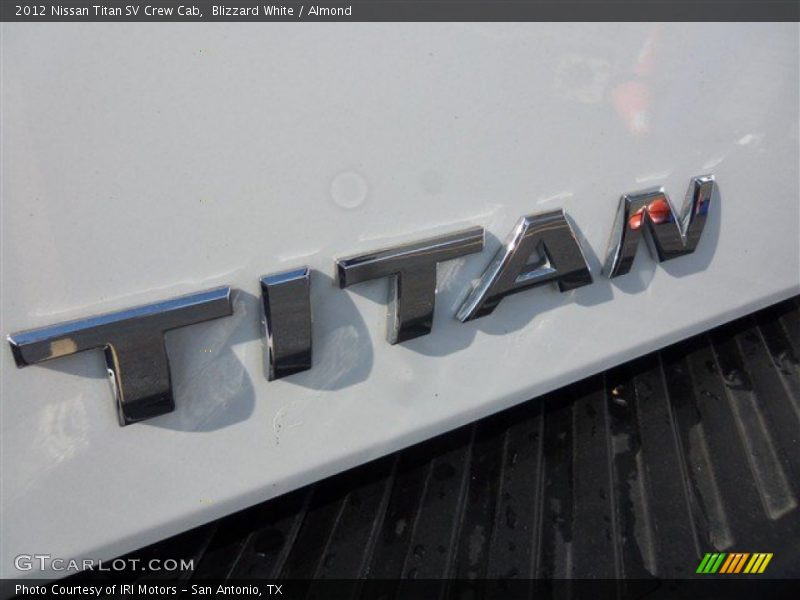 Blizzard White / Almond 2012 Nissan Titan SV Crew Cab