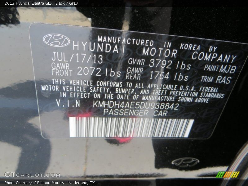 Black / Gray 2013 Hyundai Elantra GLS