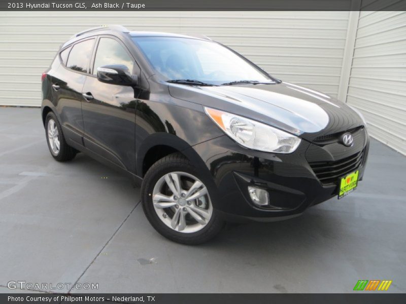 Ash Black / Taupe 2013 Hyundai Tucson GLS
