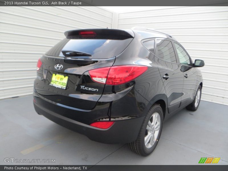 Ash Black / Taupe 2013 Hyundai Tucson GLS
