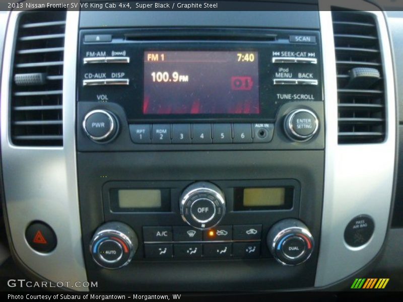 Super Black / Graphite Steel 2013 Nissan Frontier SV V6 King Cab 4x4