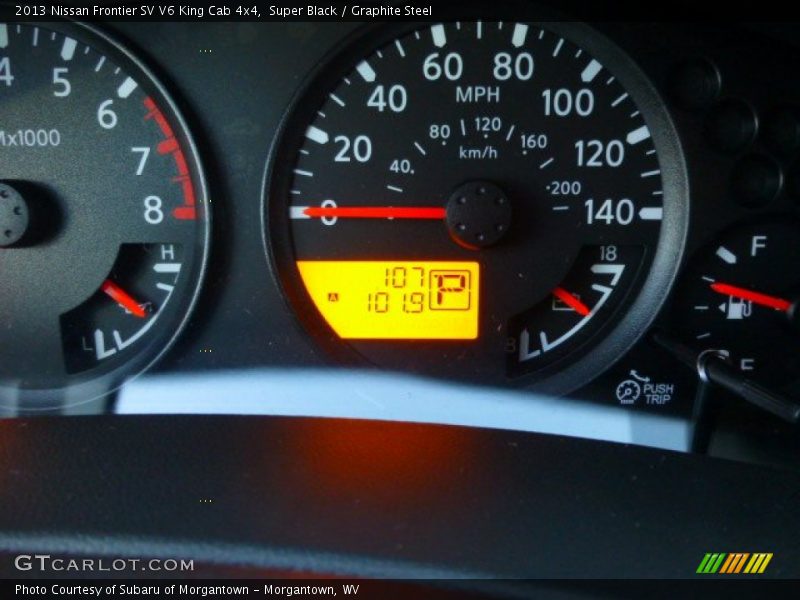 Super Black / Graphite Steel 2013 Nissan Frontier SV V6 King Cab 4x4