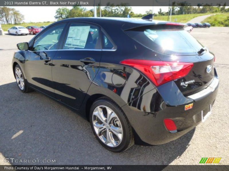 Black Noir Pearl / Black 2013 Hyundai Elantra GT