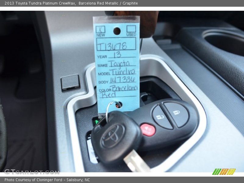 Barcelona Red Metallic / Graphite 2013 Toyota Tundra Platinum CrewMax