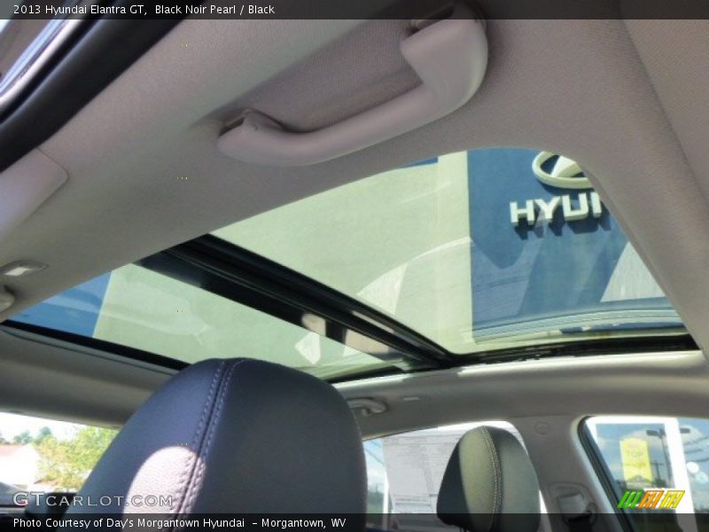Black Noir Pearl / Black 2013 Hyundai Elantra GT