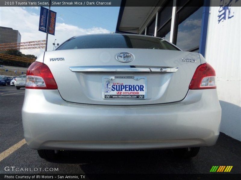 Silver Streak Mica / Dark Charcoal 2010 Toyota Yaris Sedan