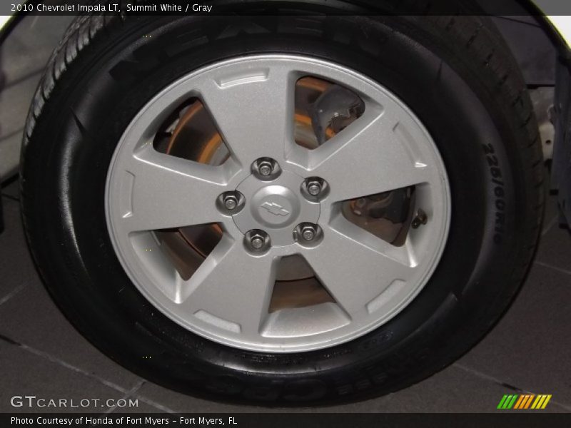Summit White / Gray 2010 Chevrolet Impala LT