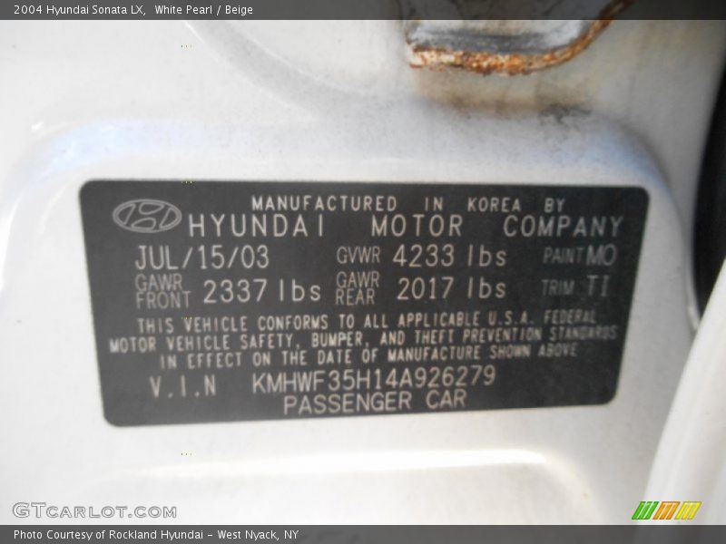 White Pearl / Beige 2004 Hyundai Sonata LX