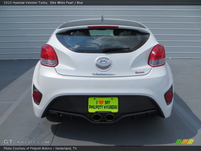 Elite White Pearl / Blue 2013 Hyundai Veloster Turbo
