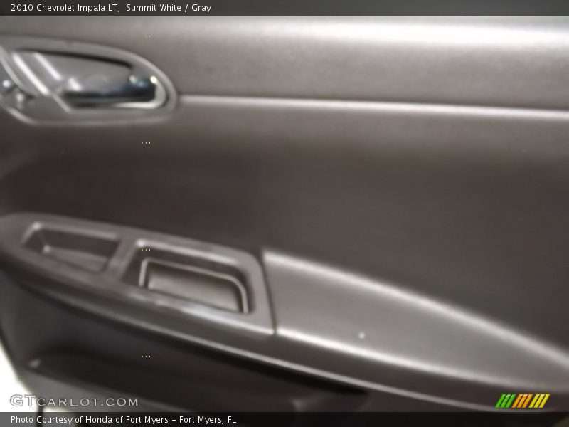 Summit White / Gray 2010 Chevrolet Impala LT