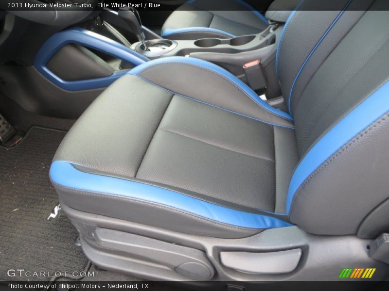 Elite White Pearl / Blue 2013 Hyundai Veloster Turbo