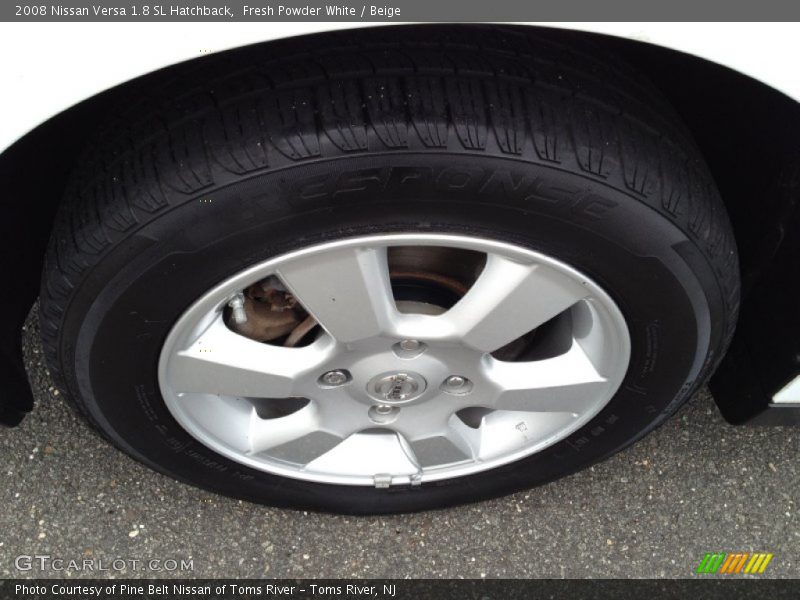 Fresh Powder White / Beige 2008 Nissan Versa 1.8 SL Hatchback